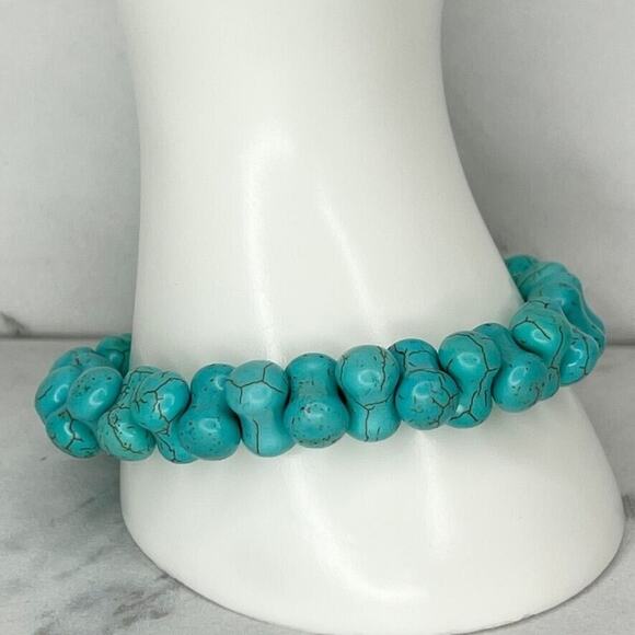 Chunky Faux Turquoise Beaded Stretch Bracelet - Picture 1 of 7
